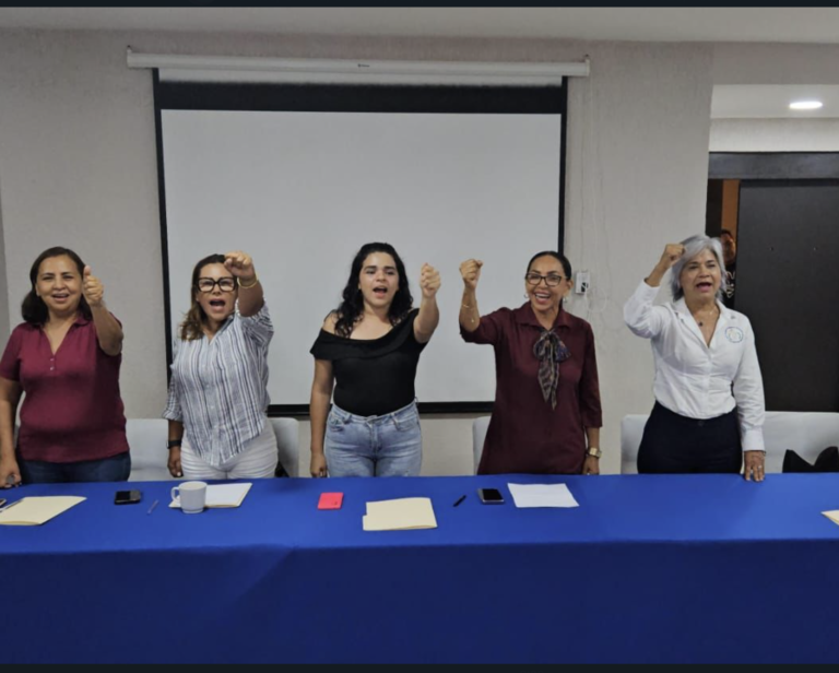 Exigen la renuncia o remoción de candidato Raúl Ceballos por amenaza durante debate